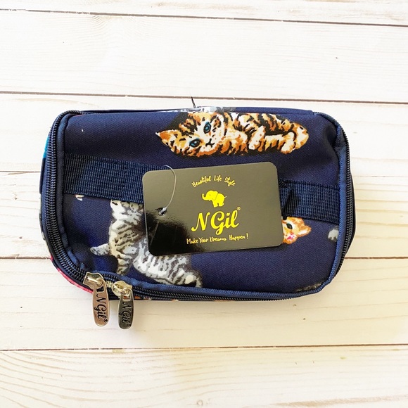 Frisky Felines Case - Picture 3 of 3